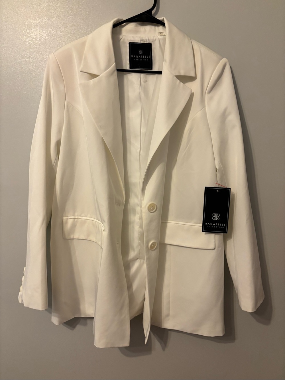 Bagatelle Women's white Tailored Blazer